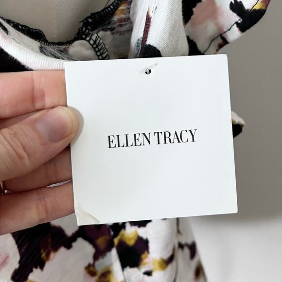 Ellen Tracy Women's Cold Shoulder Top M Geometric Print Short Sleeve Blouse NWT - Picture 6 of 11